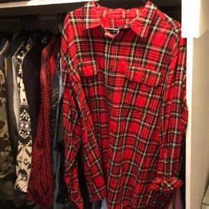 Men’s flannel button up